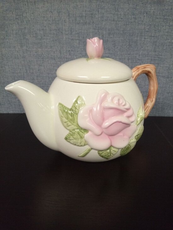 Teleflora Other - Vintage Teleflora Pink Rose Ceramic TeaPot from the 1980's